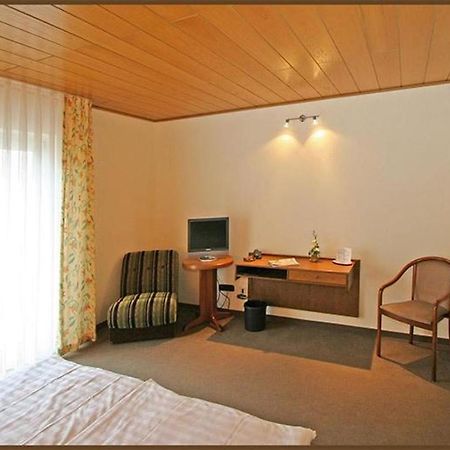 Hotel Zur Krone Ronneburg  Luaran gambar