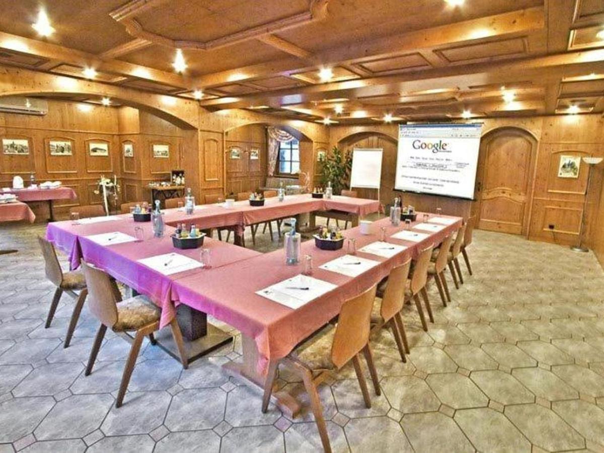 Hotel Zur Krone Ronneburg  Luaran gambar