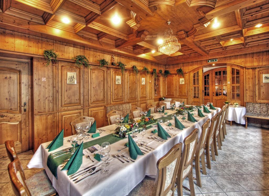 Hotel Zur Krone Ronneburg  Luaran gambar